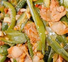 Green Pepper Stir-fried Pork