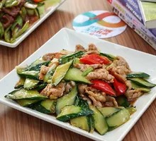 Cucumber and Pork Slices