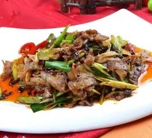 Garlic Sprout Sichuan Pork Fried Rice Bowl