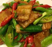 Spicy Green Pepper Pork Rice Bowl