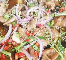 Sour Cabbage Pork Intestine Chicken