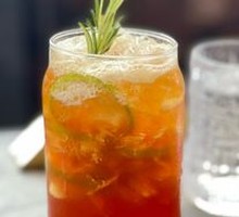 西柚气泡饮