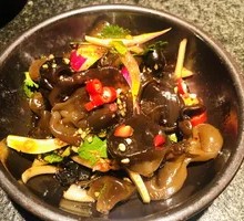 Cold-mixed black fungus
