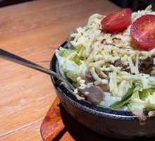 Cheese Beef Stone Pot Rice