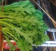 Chinese chrysanthemum greens