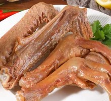 Tender Goose Claw and Chicken Wing