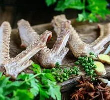 Tender Fragrant Goose Wings