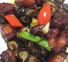Braised Pork with Shiitake Mushrooms