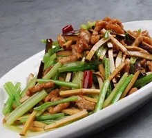 Celery Tofu Skin and Pork Stir-fry