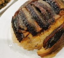 Sweet Steamed Pork Rolls