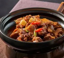 Green Pepper Braised Goose