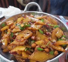 Spicy Potatoes in Dry Pot