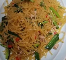 Stir-Fried Potato Strips