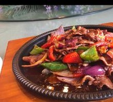 Grilled Beef on Iron Plate