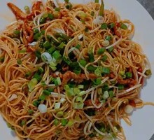 Stir-Fried Pork with Green Pepper Noodles