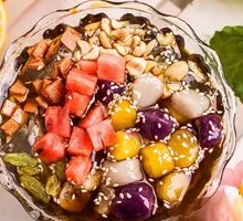 Glutinous Rice Balls with Taro Balls and Ice Jelly