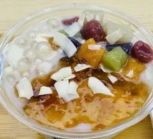 Peach Gelatin Ice Tofu Dessert