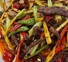 Dry-Fried Small Beef