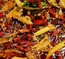 Sichuan-style Bullfrog and Rabbit Hot Pot