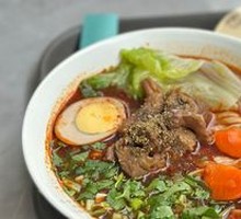 Premium Braised Beef Noodles