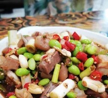 Spicy and Sour Pig Trotters