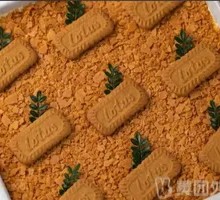 Caramel Crispy Tiramisu in a Square Jar