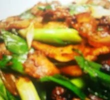 Garlic Shoot Salt-Fried Pork