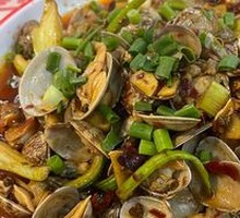 Spicy Stir-Fried Clams