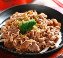 Sizzling Beef with Sauce