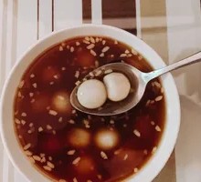 Sweet Rice Wine Black Sesame Soup Dumpling