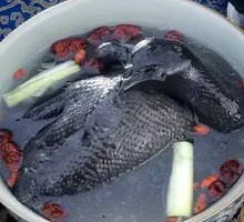 Wild Mushroom Black Chicken Hot Pot