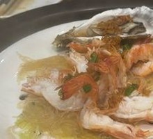 Garlic Fried Rice Noodles with Thai Shrimp