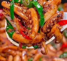 Spicy Squid in Dry Pot