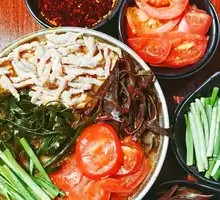 Tender Pork Noodles