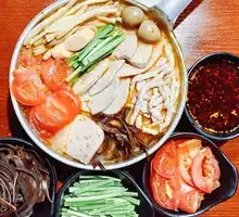 Tomato Trio Rice Noodles