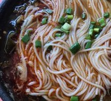 Sour Cabbage Rice Noodles
