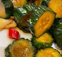 Crisp Cucumber Salad