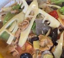 Fried Rice Noodles with Pork