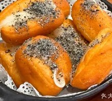Glutinous and Chewy Oil-Fried Dough Rice Cake