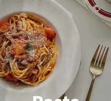 Classic Tomato Meat Sauce Pasta