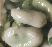 Stewed Broad Beans