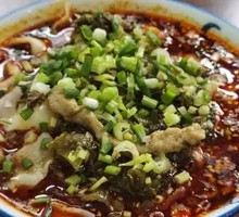 Sour Cabbage and Pork Noodles
