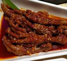 Spicy Fragrant Chicken Feet