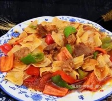 Handmade Beef Stir-Fried Noodles