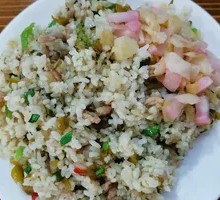 Sour Cabbage and Pork Stir-Fried Rice