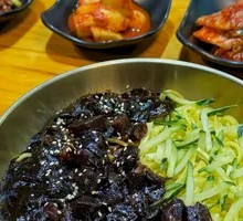Korean Fried Noodles with Sauce