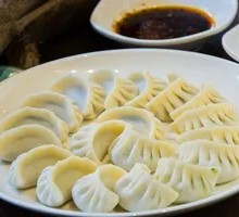 Fresh Pork and Chive Dumplings