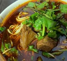 Spicy Pepper Beef Noodles