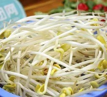 Bean sprouts