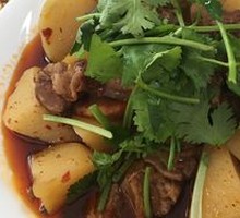 Beef Stewed with Potatoes